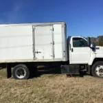 2009 chevrolet c6500 box truck 13'6