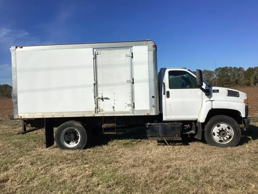 2009 chevrolet c6500 box truck 13'6